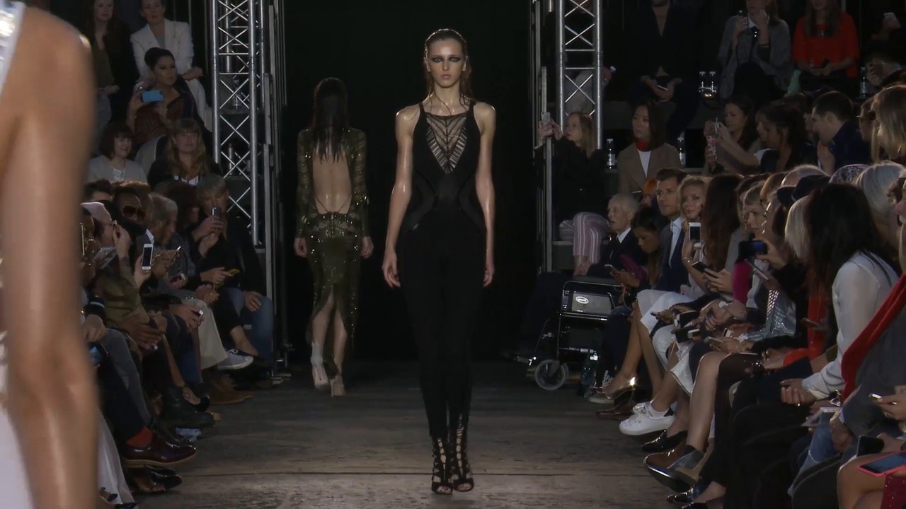 Julian McDonald Spring Summer | London Fashion Week