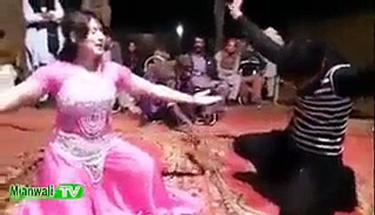Saraiki Desi Girl Wedding Dance Full HD Video Song