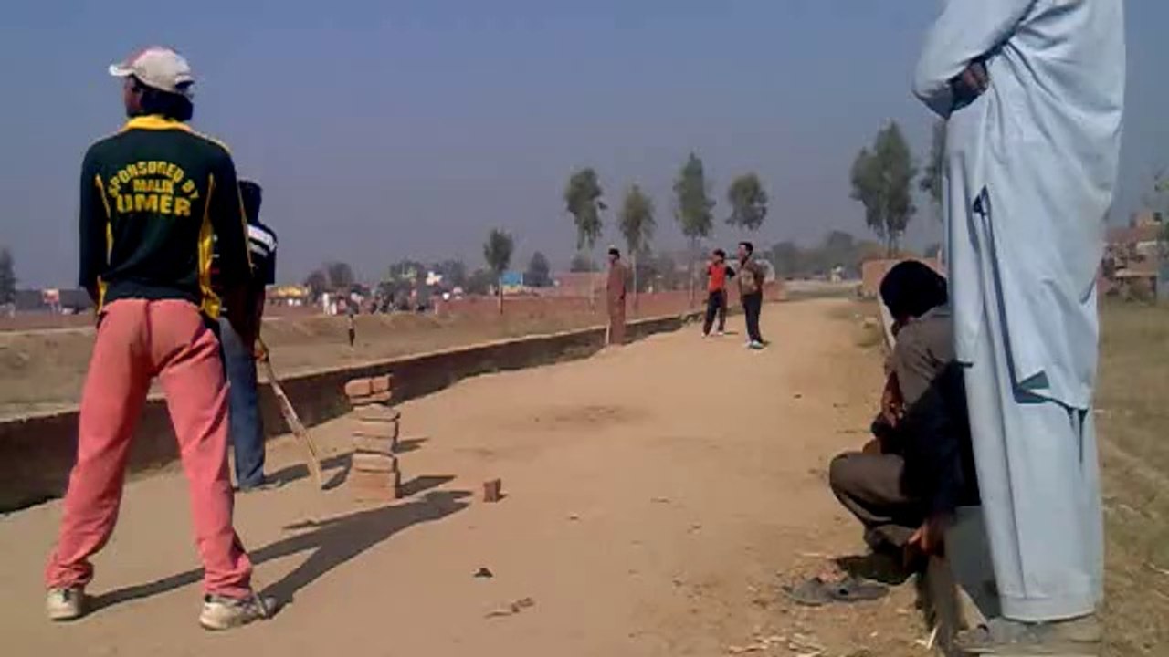badal play cricket