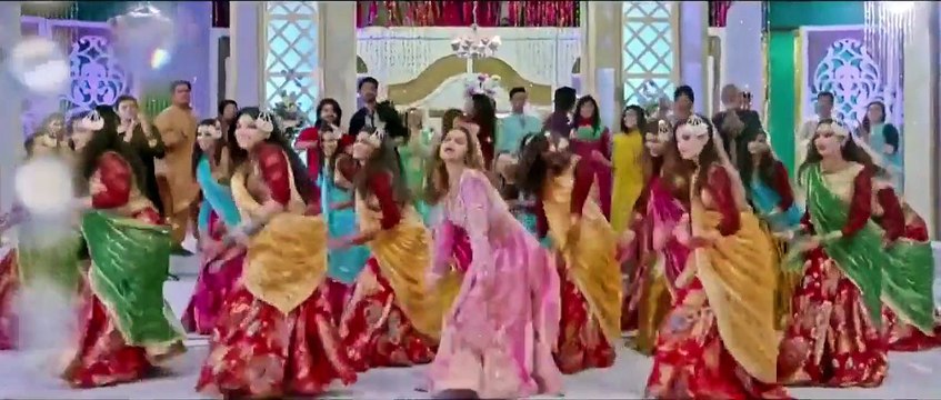 Jalwa Song - New Pakistani Film - Jawani Phir Nahi Ani 2015 | Free Download DailyMotion Video