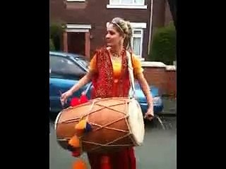 kakashero143@gmail.com YouTube - Rehanna rude boy with punjabi dhool.mp4