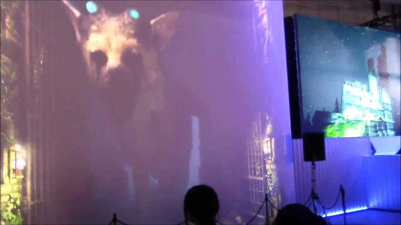 Life-sized Trico from The Last Guardian at Tokyo Game Show