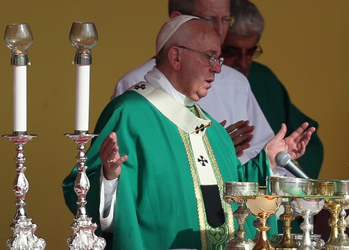 Pope Francis Careful in Navigating Cuban Politics