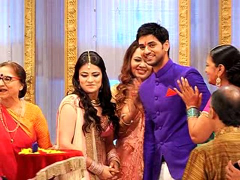 Ishani Ke Saamne Aayi Ambe Ki Sachchai - 21 September 2015 - Meri Aashiqui Tum Se Hi