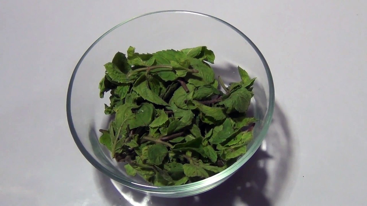 Useful Home Remedy For Dark Circles By Aqsa