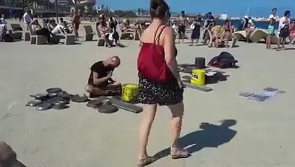 Amazing street musician