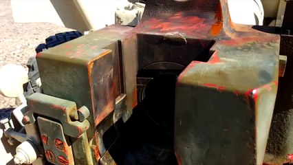 Un écran 5k iMac contre un canon anti-char de 90mm