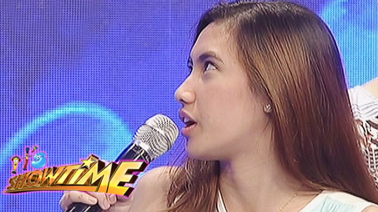 It's Showtime: Pastillas Girl meets Topher's ex girlfriend - video ...