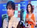 Bollywood Celebs walks the Red Carpet of EEMAX Awards