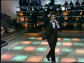 TOM JONES - Treat Her Right 70's LIVE Video