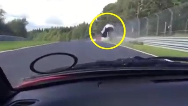 Un automobiliste explose sa Renault Mégane sur le circuit du Nürburgring