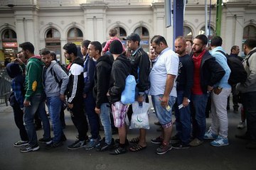 Migrant crisis: EU ministers attempt to resolve quota row