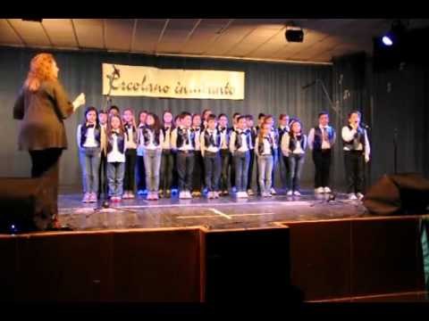 Ercolano (NA) - Coro Scolastico Istituto Comprensivo ''A.De Curtis'' di Aversa (12.05.12)