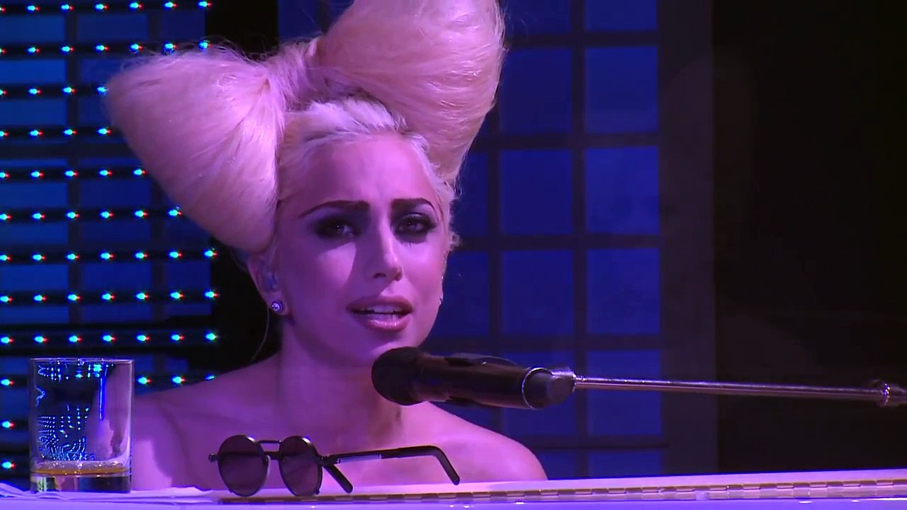 Lady Gaga - Speechless (Live At The VEVO Launch Event)