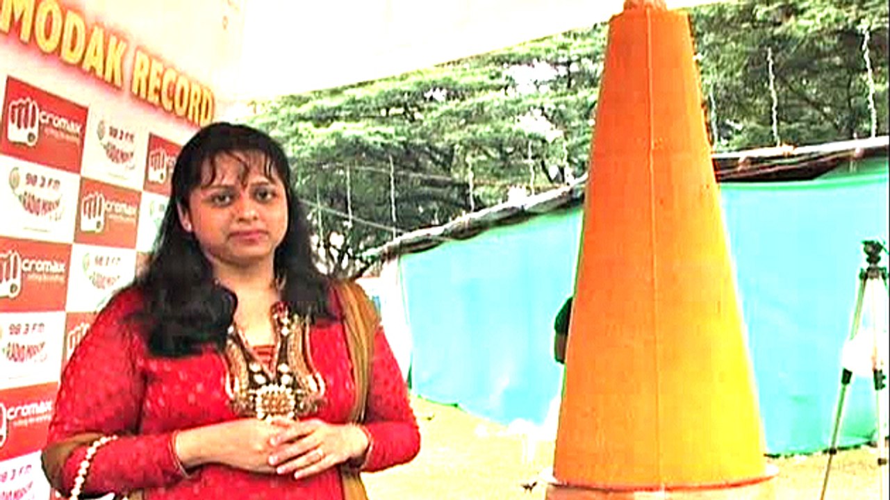 Vaishali Samant Makes Biggest Modak | #LehrenTurns29
