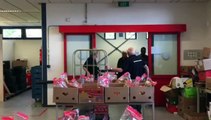 Vrijwilligers betrekken nieuw pand van voedselbank Het Hogeland - RTV Noord