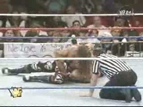 HBK vs Austin Raw 101496