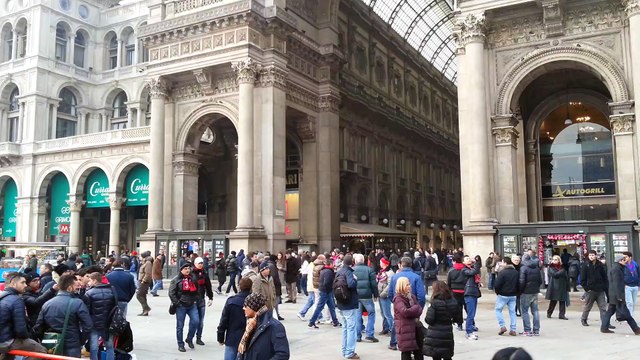 MILANO PIAZZA DUOMO SQUARE MILAN, gallery Vittorio Emanuele