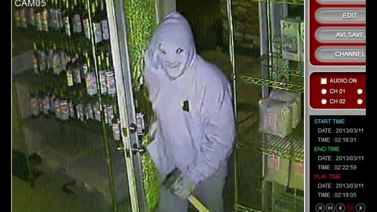 UFO SIGHTINGS 2015 - UFO SIGHTINGS 2015 NEW!! - WOW! ALIEN CAUGHT ON TAPE