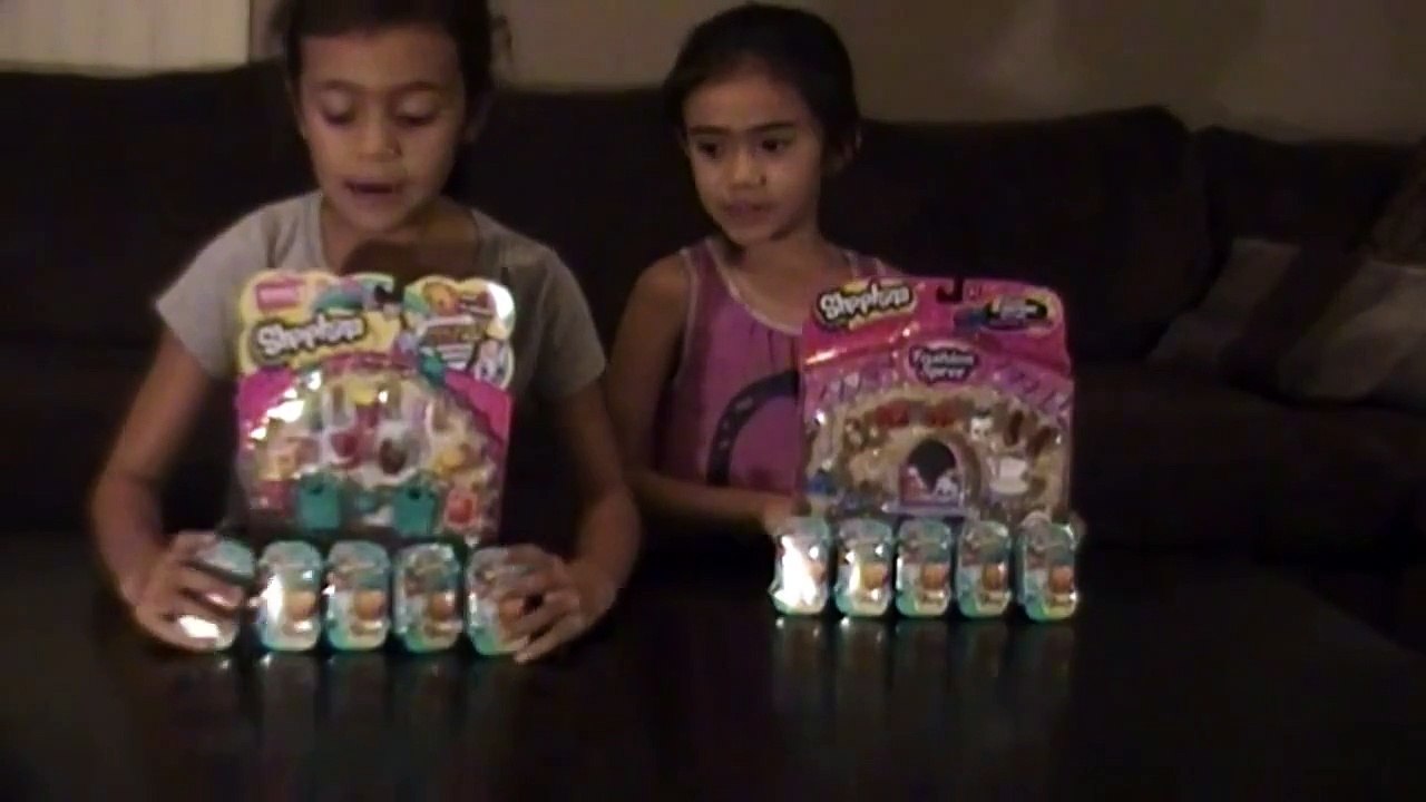 Lala's and Lina's First Shopkins Video