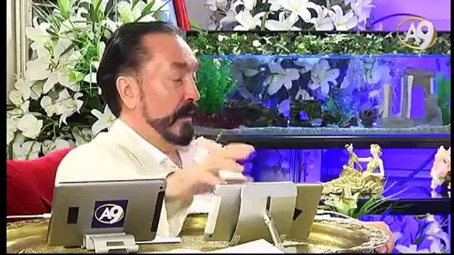 Peygamberimiz (sav) Hz. Mehdi (as) hakkında haberler çıkacağını ve Mehdi’ye suikast düzenleneceğini bildirilmiştir.