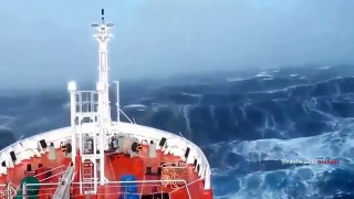SHIPS IN STORM COMPILATION HD -MONSTER WAVES