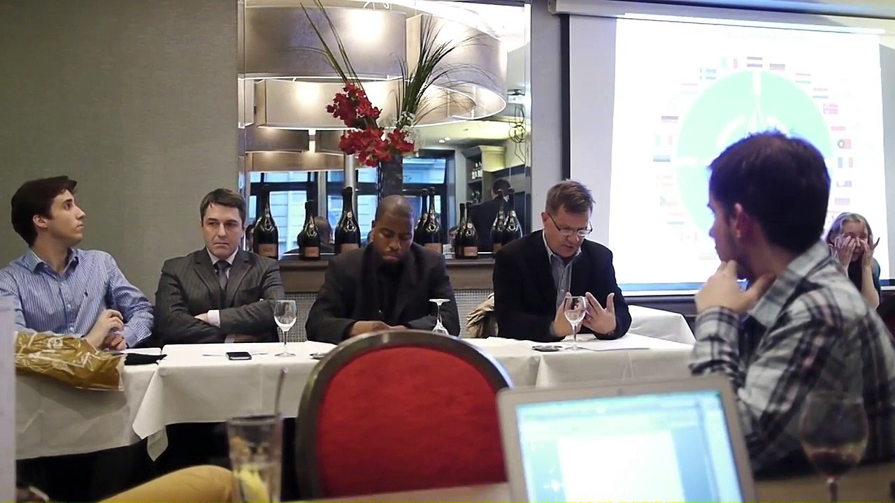 Café-débat Jeunes de la Droite Populaire:"De L'URSS à la Russie:La Guerre froide se poursuit elle?" - OLIVIER KEMPF