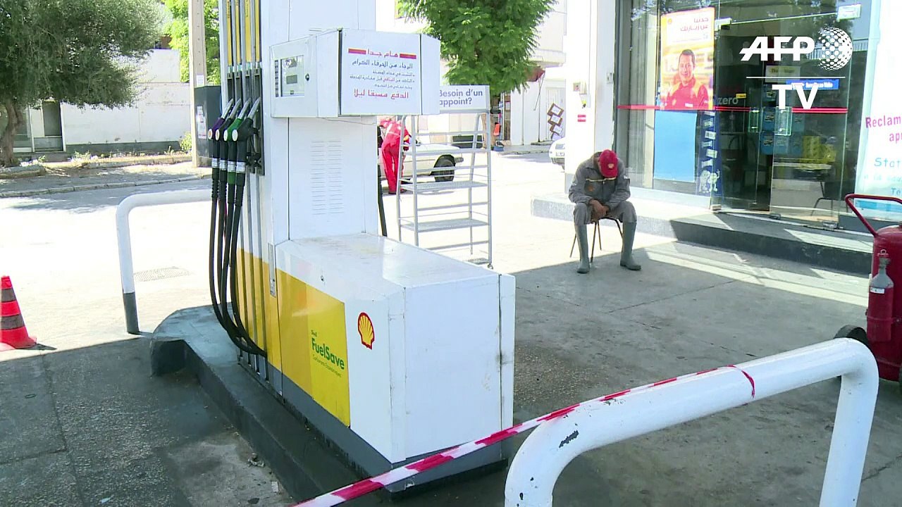 Grève à Tunis: les stations-service prises d'assaut