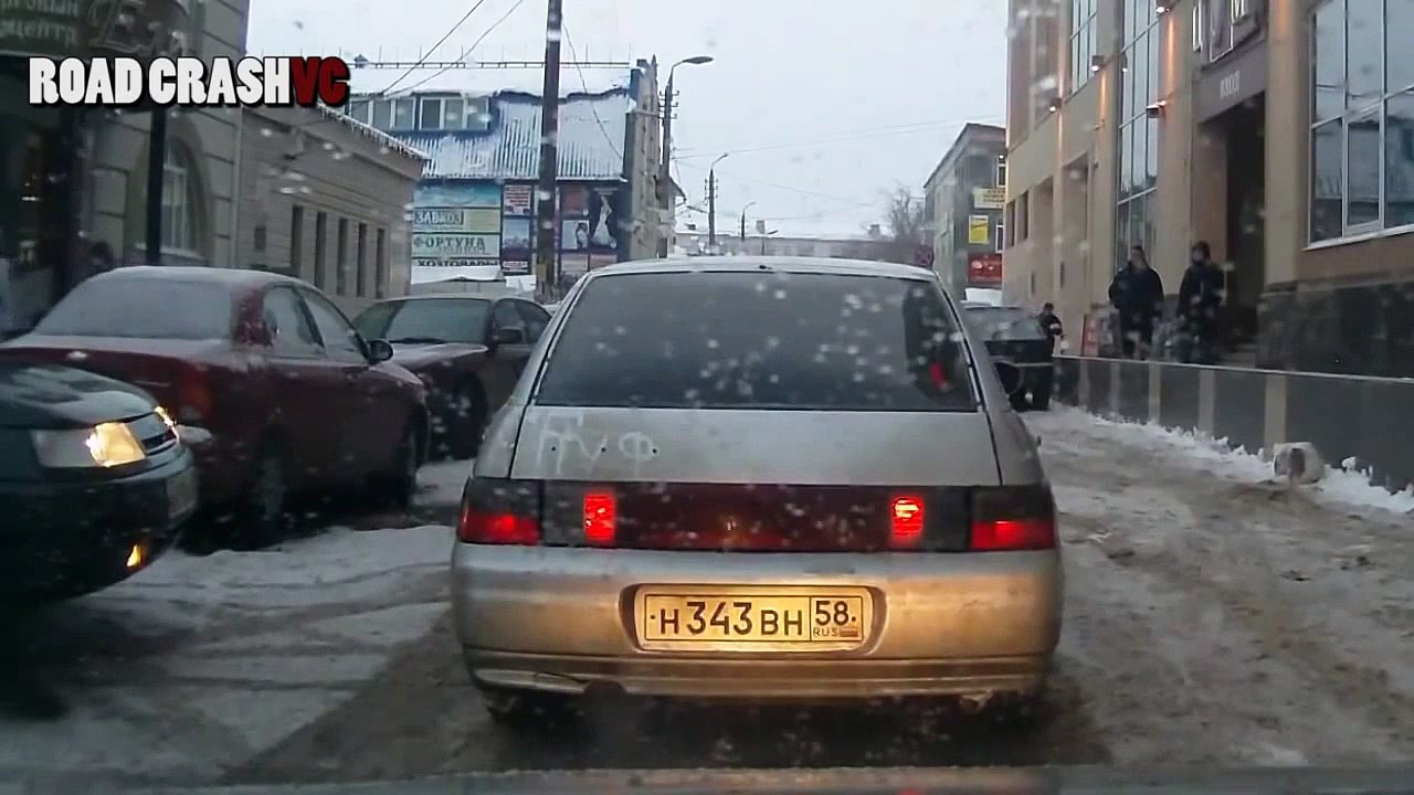 De la route accident de Voiture - vidéo compilation 2013 - 2