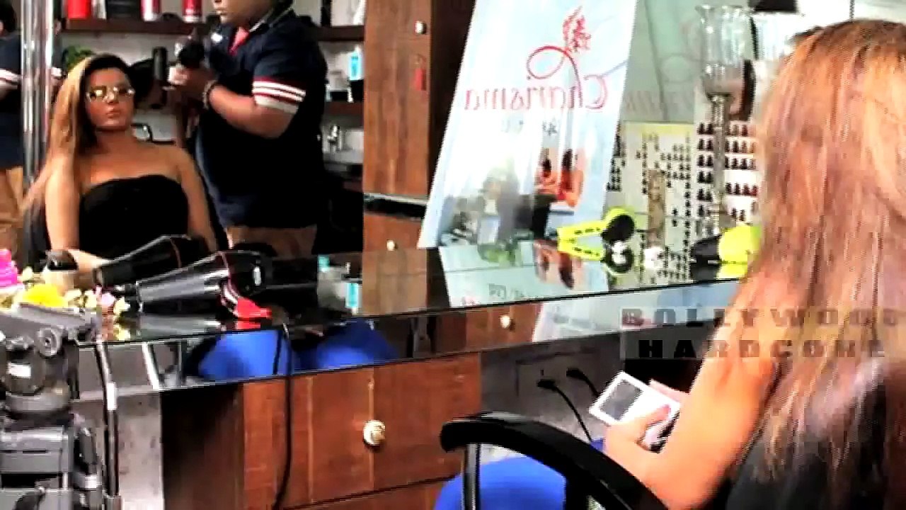 Rakhi Sawant’s Gets BODY MASSAGE FULL at Charisma Spa!!