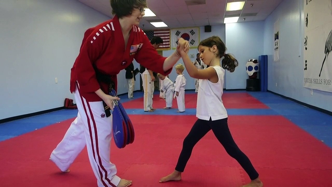 Abi à la découverte du taekwondo