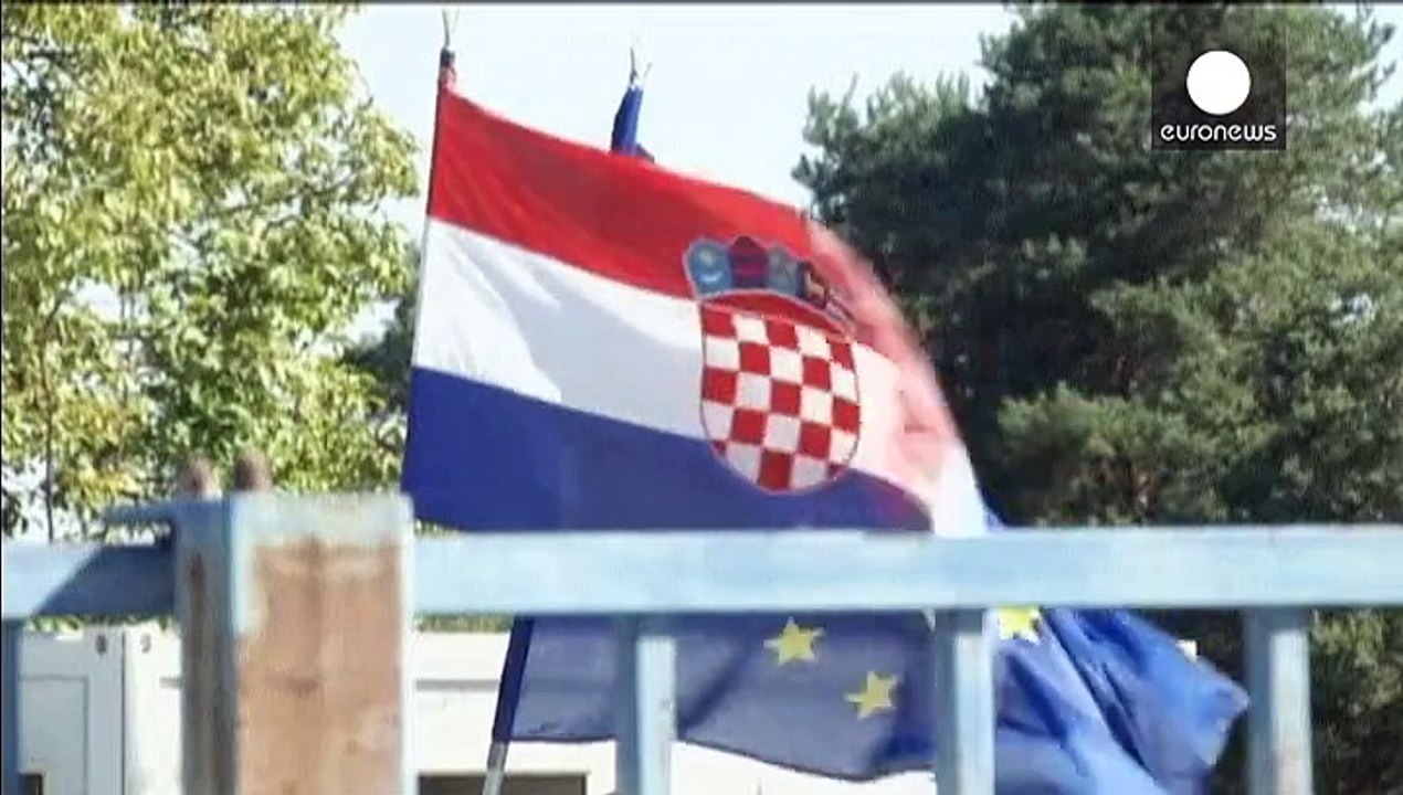 Κροατία: Ζητεί από την Ελλάδα να σταματήσει την προώθηση προσφύγων στην Ευρώπη