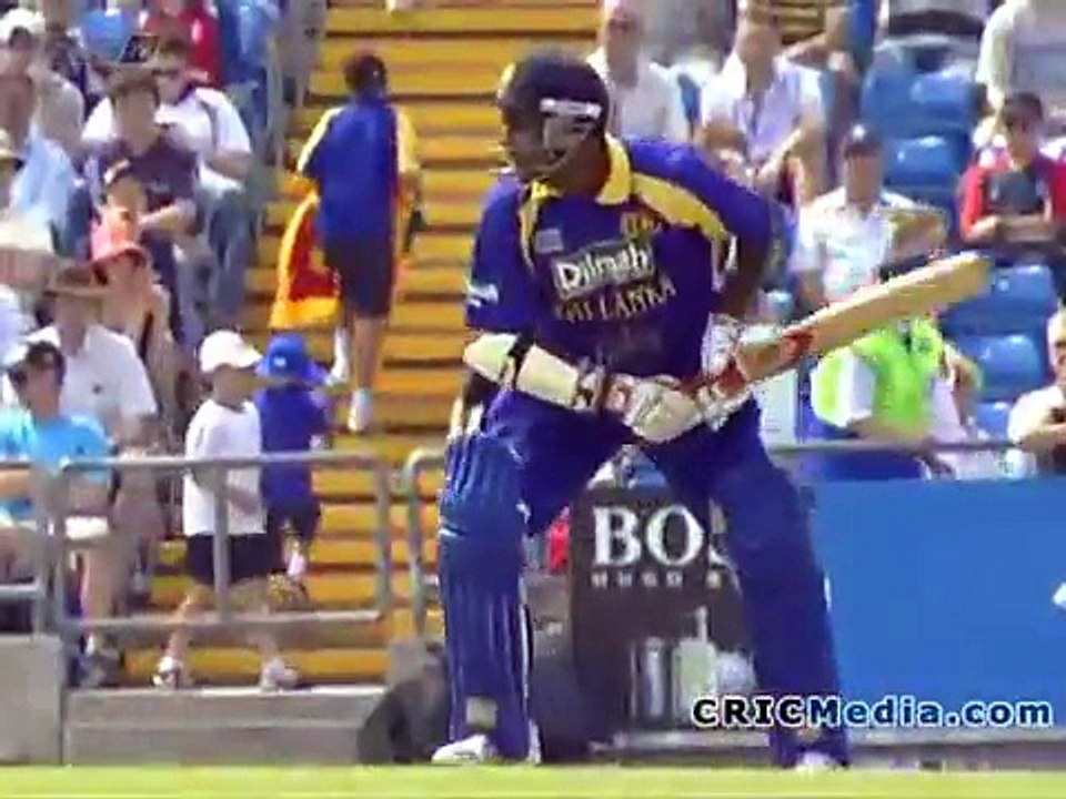 Sanath Jayasuriya   152 Off 99 Balls vs England   2006