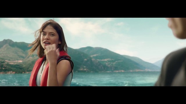 Pub avec Daniel craig dans le role de James Bond version Roger Moor - Heineken - The Chase