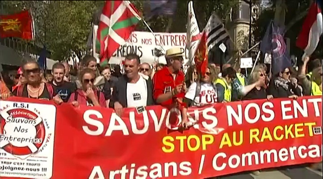 Les travailleurs indépendants manifestent leur colère contre leur régime social