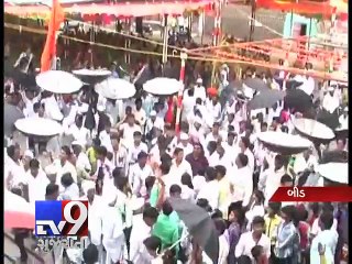Why devotees need 'umbrella' to get 'prasad' in Ekdant Ganpati Temple?  - Tv9 Gujarati