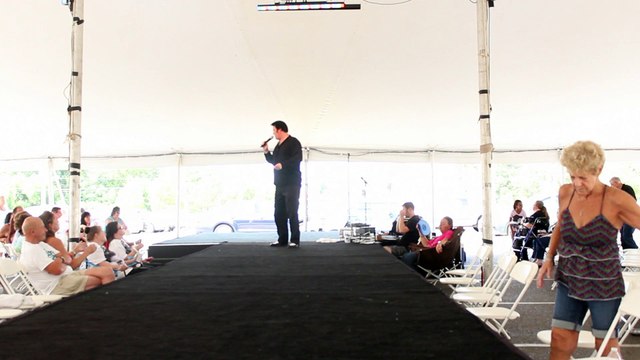 Peter Alden sings 'Too Much' Elvis Week 2015