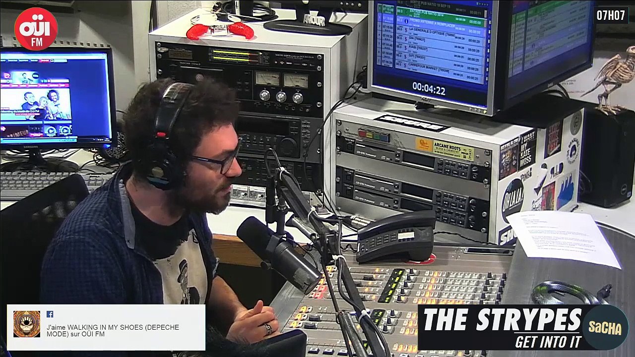 OUI FM en direct vidéo /// La radio s'écoute aussi avec les yeux (AUTO-RECORD) (2015-10-31 06:17:10 - 2015-10-31 16:19:38)