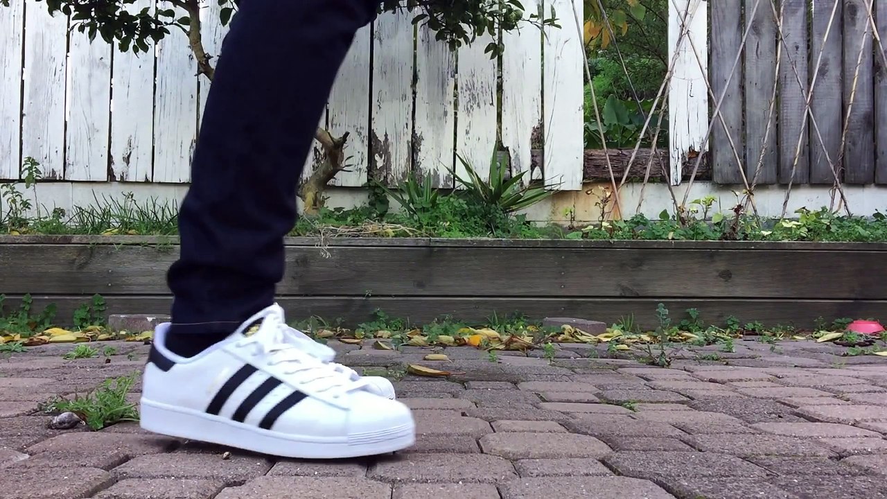 Adidas Superstar Orginals On-Feet w Different Bottoms