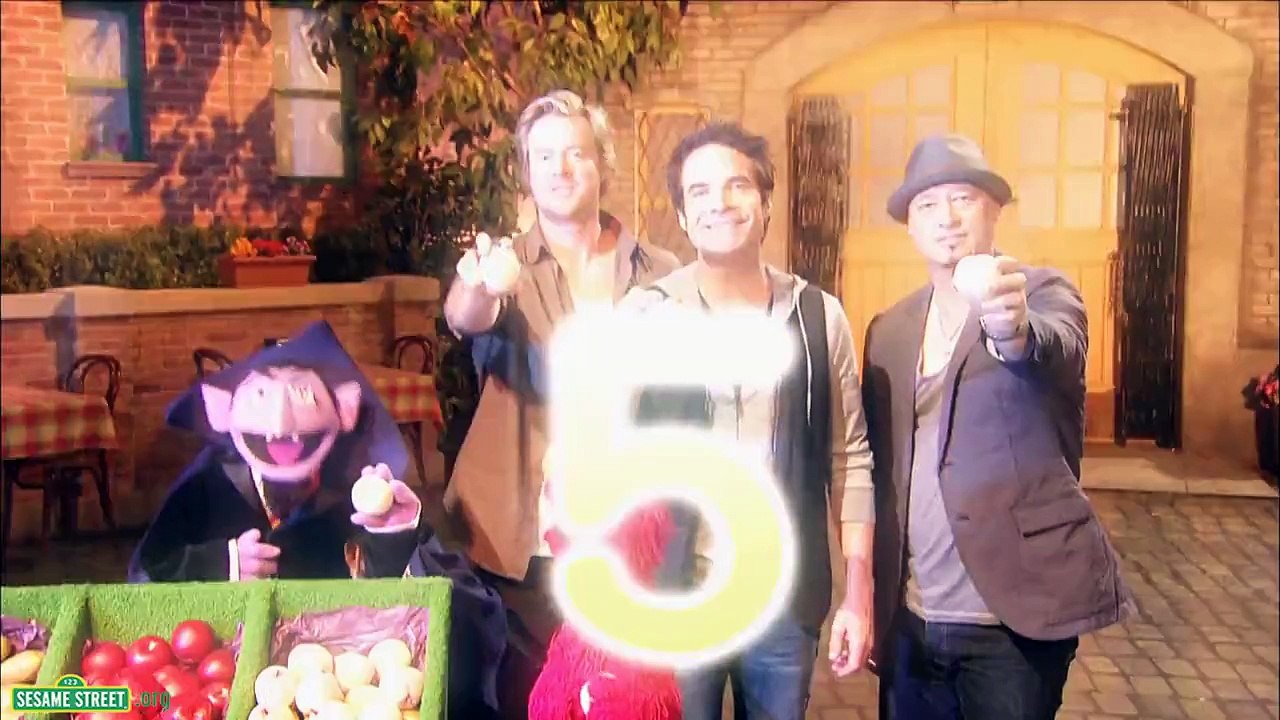 Sesame Street: Train Five By