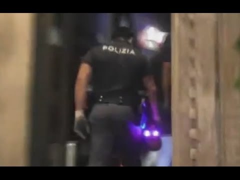 Modica (RG) - Controlli della Polizia, sequestrate armi e droga (31.10.15)