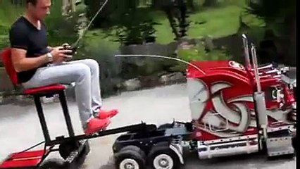 کیا بات ہے اس کھلونے کی