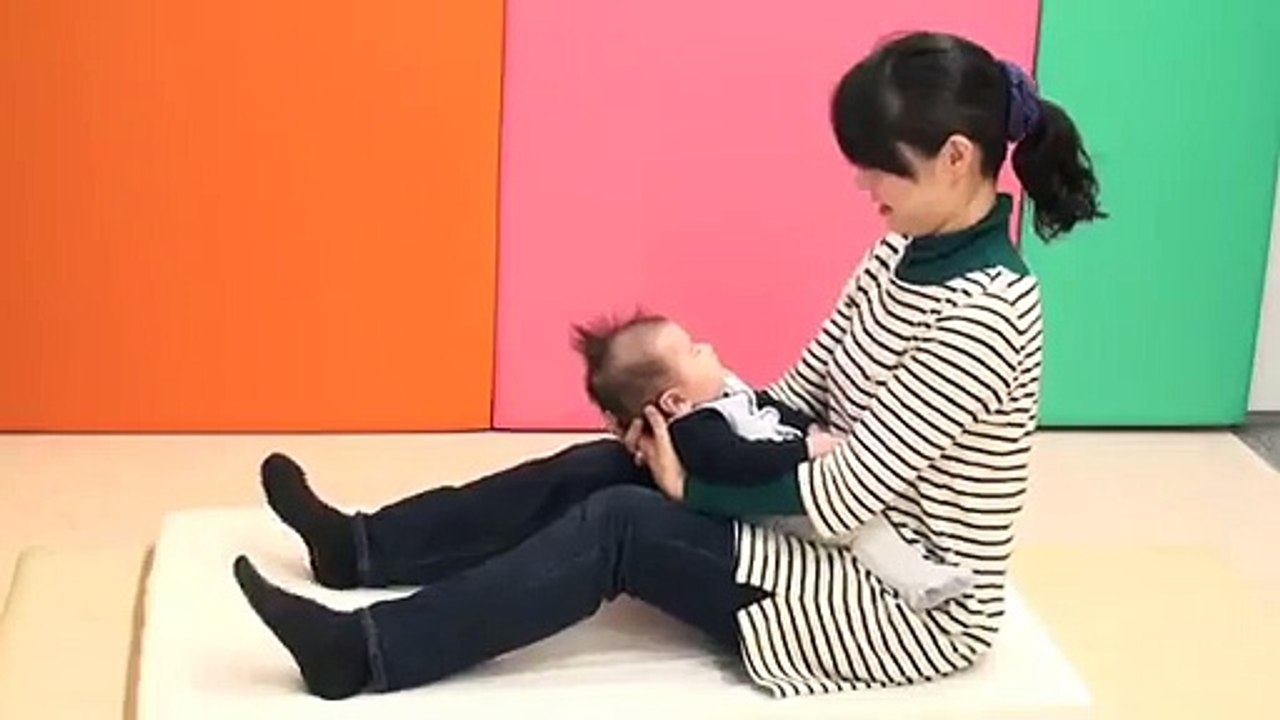 赤ちゃんと遊びながら産後エクササイズーねんね期２