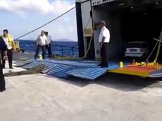 Çok İyi Eğitilmiş Köpek! - Komik videolar - Funny videos
