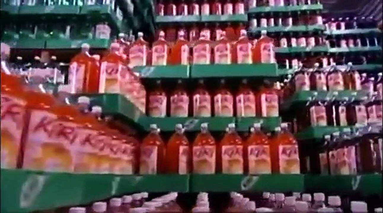 دیکھیے کوکا کولا کیسے تیار کی جاتی ہے