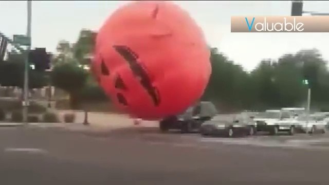 There Was A 350-Pound Inflatable Pumpkin On The Loose In Arizona
