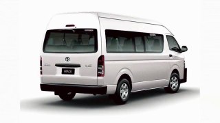 Toyota Hiace Premium Van 2015 India First Look || Preview Price Specs Launch Date