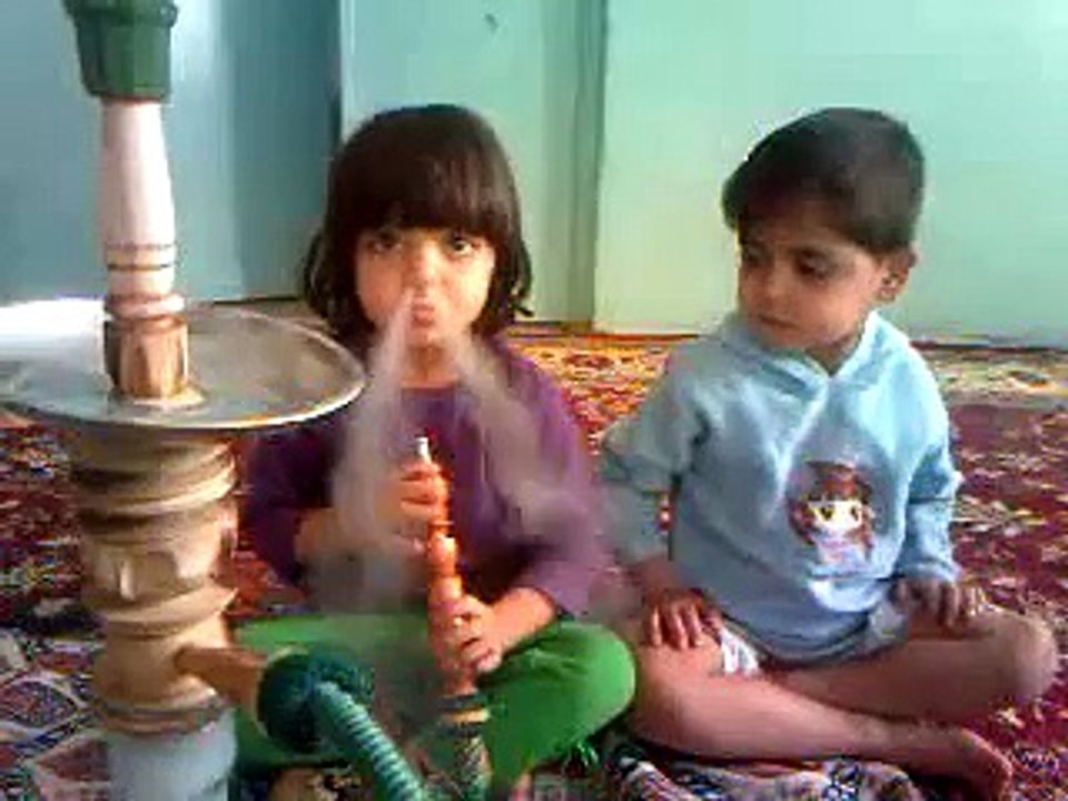 Dont Let ur Childs to do like This.... please Must watch those who have childerens