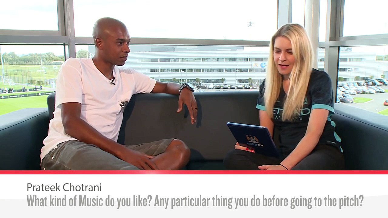 Fernandinho Picks Between Messi And Ronaldo And Speaks About His Pre Match Rituals