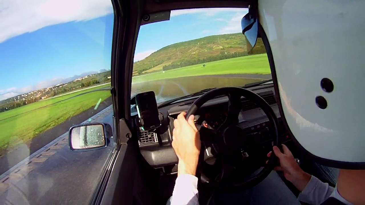 Renault 5 GT Turbo at Ladoux (drift on wet track) - RS Team